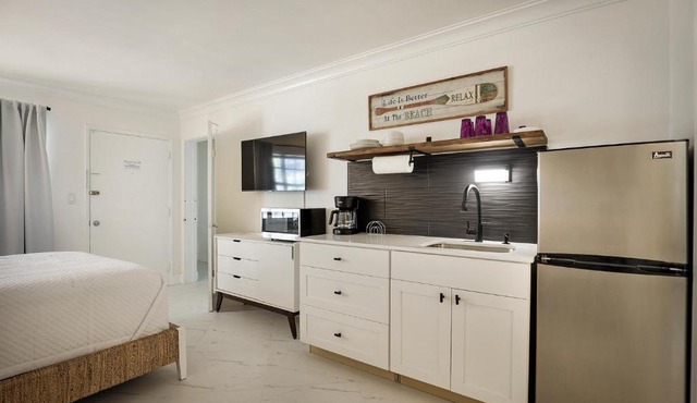 La Mer Suites