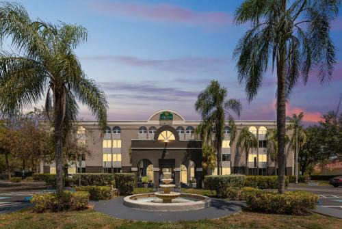 La Quinta by Wyndham Miami Lakes