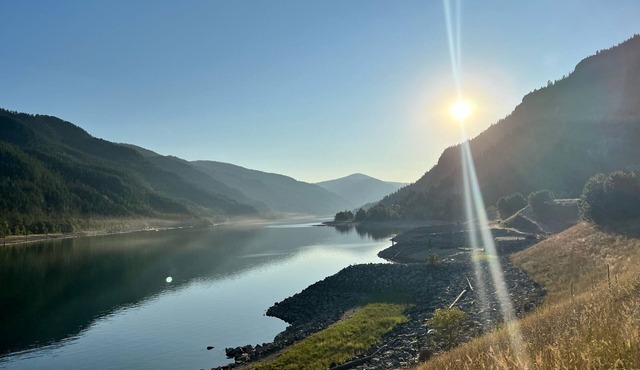 Lakeside Castlegar Cabins #3