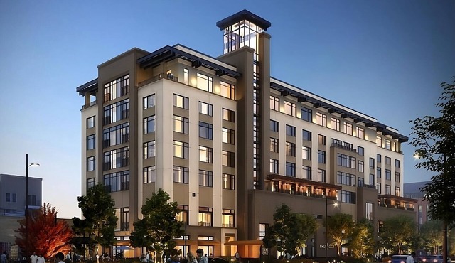 Large Accommodation with Balcony and Kitchen! Near Denver Botanic Gardens!