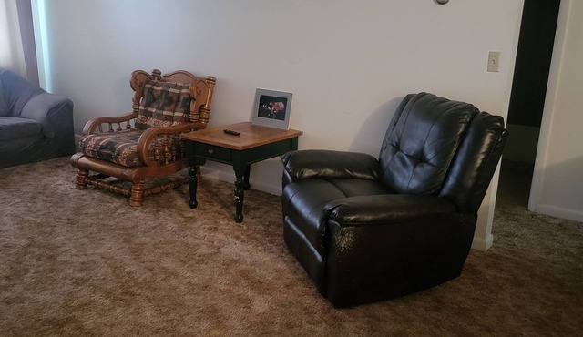 Large apartment south of Jackson