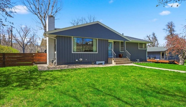 Location, Location! City Park, Spearfish Creek, Walking Path and Fish Hatchery.