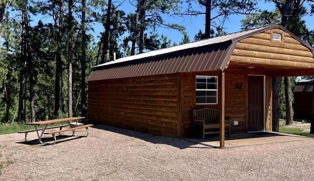 Lofted Cabin Perfect for a Relaxing Getaway in South Dakota