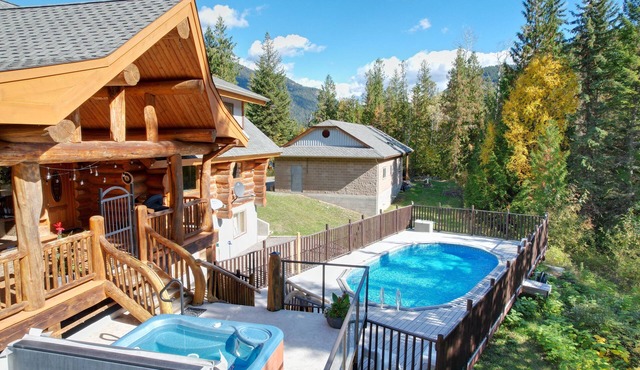 Log house in the woods - ATV paradise!