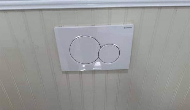 LUX Waterfall Shower, Bidet & Full Kt, Small Apt.