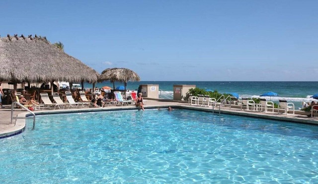 Luxe Beach Resort -No resort fee- Cozy 1 bedroom -Large Pool-Sleeps 7