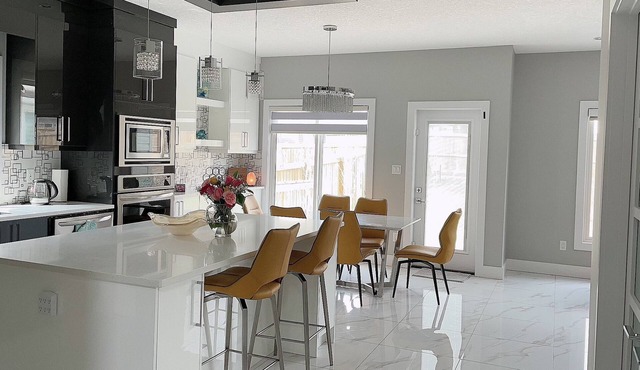 Luxurious and clean home!