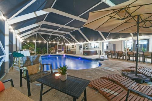 Luxury 5BR 17 Beds Retreat Pool Spa Sauna