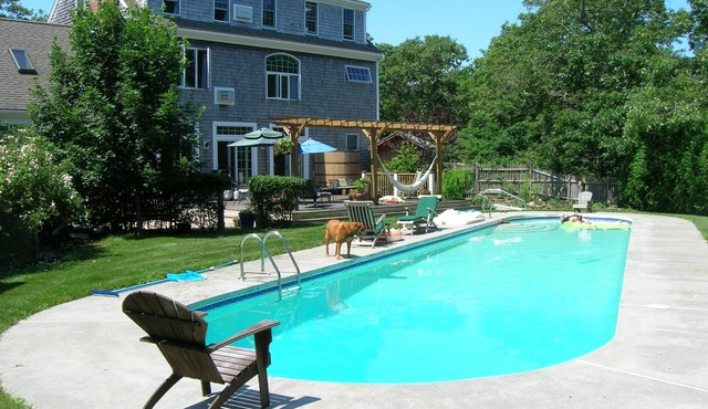 Luxury 7 BR, 4 BA w/Unique 60 ft Pool, .4 Miles to Beach