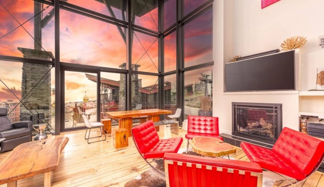 Luxury Chalet with True Ski-In/Ski-Out Access