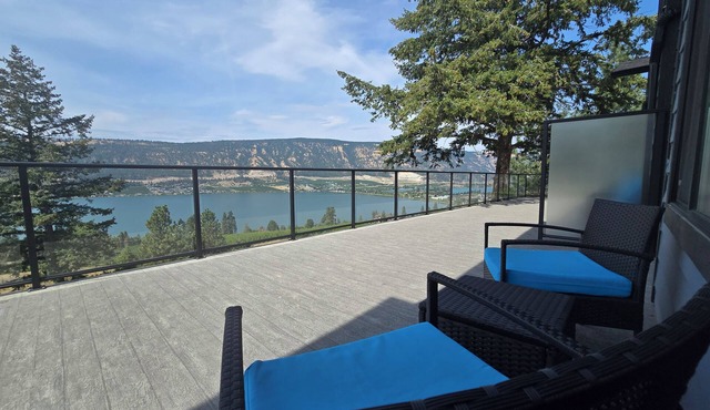 Luxury modern loft. Located on a plateau with stunning views over lakes
