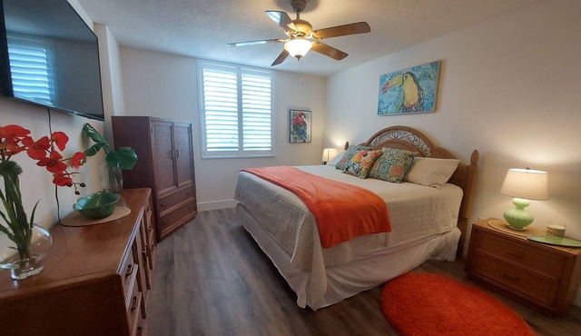 Luxury Tower Condo at CityPlace in the heart of The Square, West Palm Beach