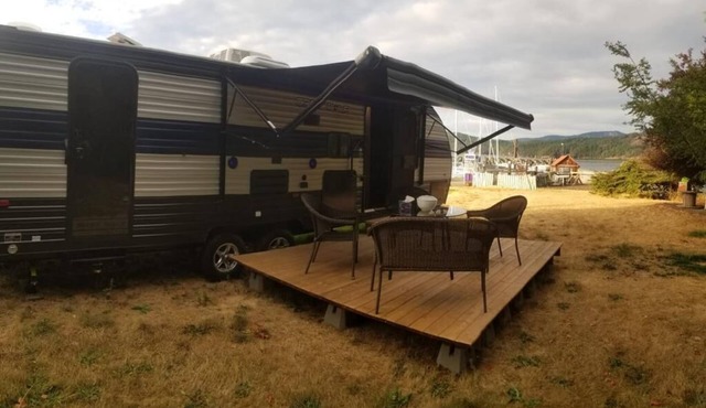 Luxury Trailer Home on Vancouver Island
