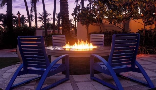 Marriott Oceana Palms - Luxurious 2-Bedoom - Beachfront resort - Family Friendly