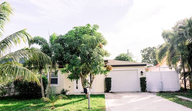 MaryLoly House