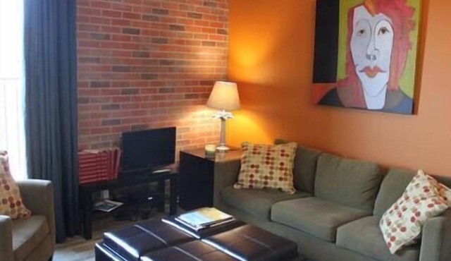 Metropolitan Loft 201