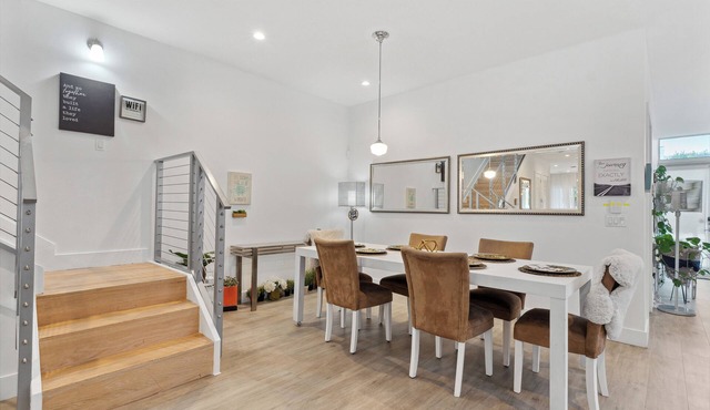 Miami Luxe 4BR Pool Retreat