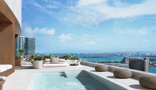 Miami Vacation Rentals - District 225