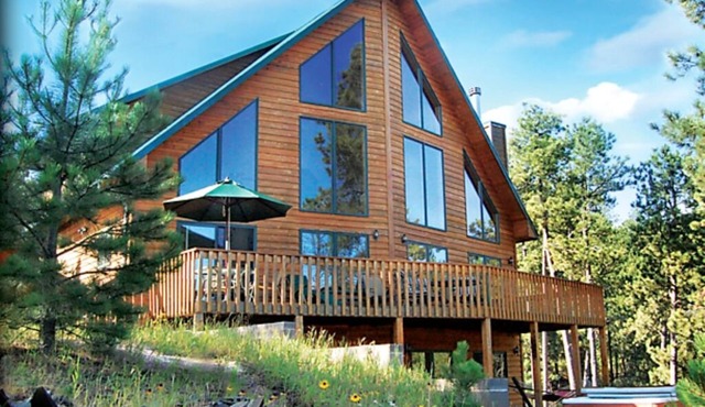 Midnight Blu -Mountain Retreat Near Pactola Lake - Hot Tub Scenic Views