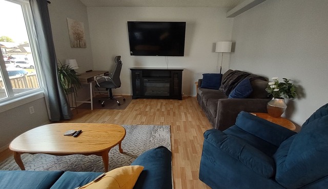 Modern and Bright 2 Bedroom Suite