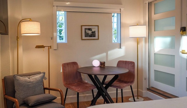 Modern Master Suite - Private Entrance- Near Beach - Downtown - FLL - Hospitals
