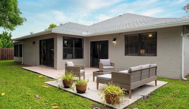 Modern, remodeled, pool table in Wellington!