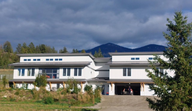 Mountain and Valley View Suite with AC