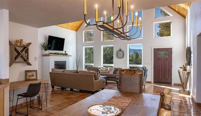 Mountain Home on 2 private Acres