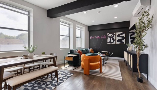 New 2Bed/1Bath | Parking | 10min to Downtown | Zoo