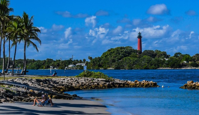 [NEW] Beautiful 3-bed, Prime Location! Steps to Beach, Pool, Park, Tennis, More