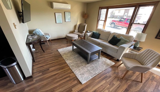 New, pet and family friendly home! Centrally located in the Black Hills