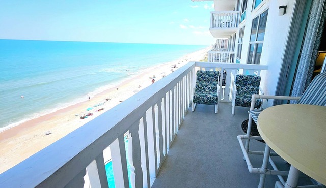 No Drive Beach side- Ormond Beach, Amazing views-On the Ocean from your Balcony in Ormond Beach