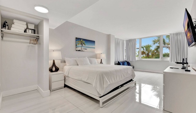 Ocean Front Property Room