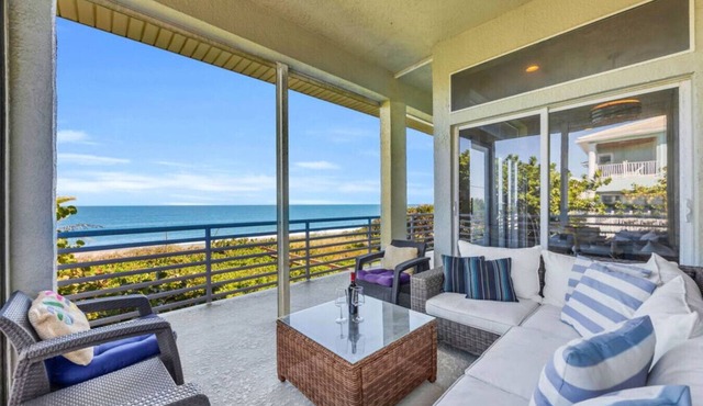 Oceanfront Escape ~ Private Beach Access ~ Game Room ~ Bikes ~ Surfboard
