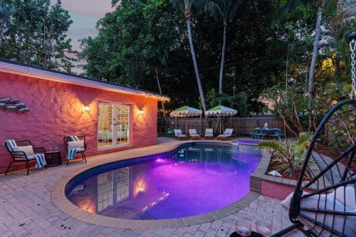 Palm Beach 5BR Cottage!PoolSpaSaunaCold Plunge