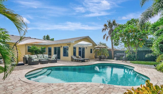Palm Jungle House