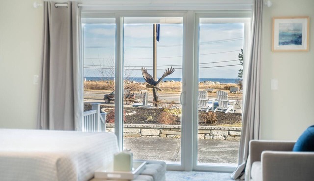 Perfect First Floor Oceanfront Room!