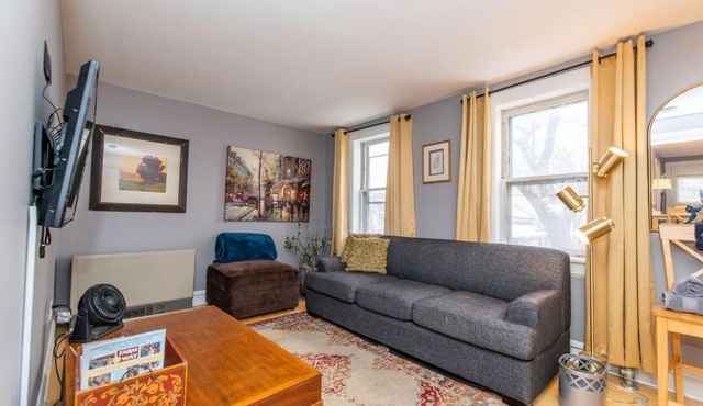 Perfectly Located Private Apartment