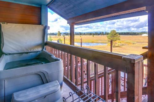 Picturesque Pagosa Springs Retreat w/Mtn Views!