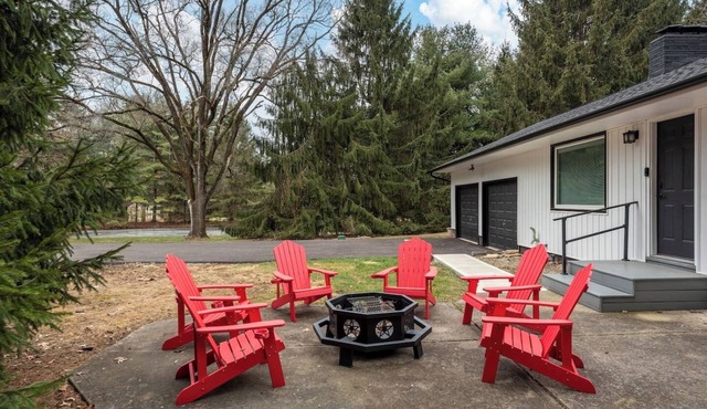 Pool Table Fire Pit Bar King Sleeps 22