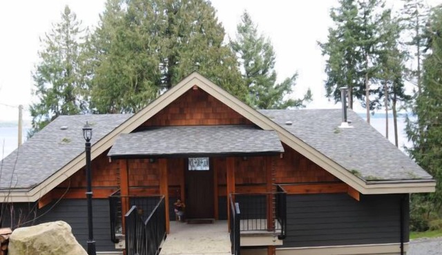 Private one acres oceanfront home in Saltair !