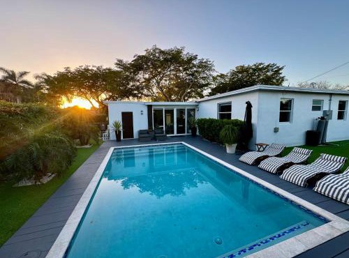 Pura Vida Villa