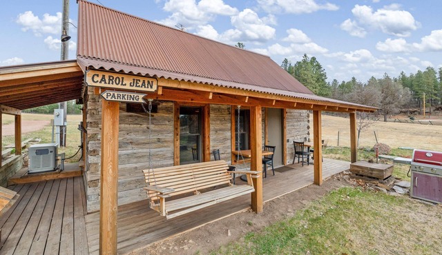 Quiet, Comfy Black Hills Cabin; Within 10 Mi of Mt. Rushmore & Custer State Park