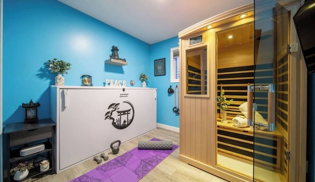 Relax, recharge, and play. Just 15 mins from Downtown Edmonton