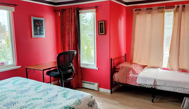 Rental Vacation Home 45minutes away from YVR Airport or Vancouver City.
