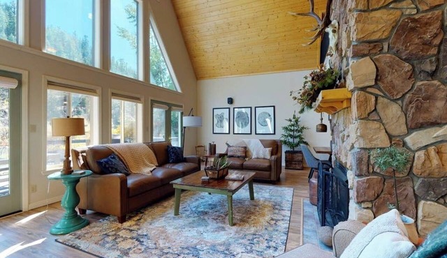 Riverfront Home w/a Private Hot Tub, Gazebo, Deck w/River Views, & Free WiFi
