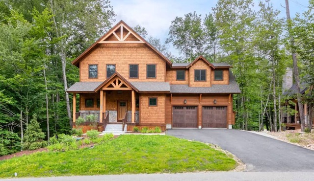 Riverfront Luxury at South Peak, Hot Tub, Fire Pit, Sleeps 14