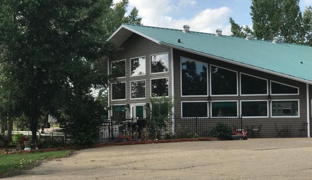 Rolling Hills Country Resort Bed and Breakfast