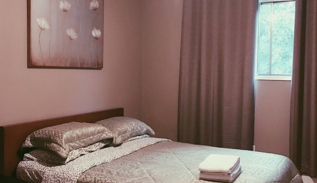 Rooms for Rent Clareview Close to Costco and Superstore,Walmart Londonderry Mall