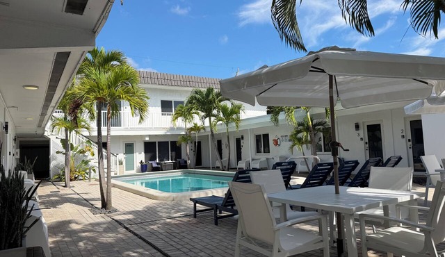 Sapphire by the Sea Unit 8 - King Pool View Suite, kitchen, pool view, Sleeps 2